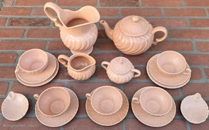 Vintage 18 Stück Franziskaner Koralle Coronado Teekanne, Milchkännchen, Zucker, Krug, Teetassen - Bild 1 von 15
