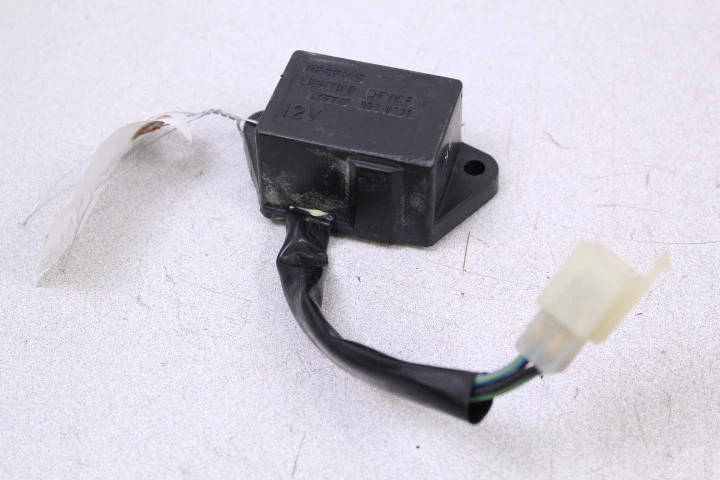 Dispositivo de iluminación de reserva de faros 99 KAWASAKI VULCAN 1500 VN1500 Foto 1 de 1