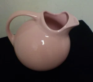 York Pfaltzgraff Pink Ceramic Ball Pitcher USA - Picture 1 of 4