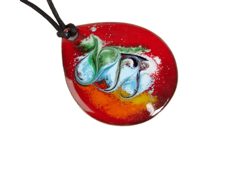 PENDANT ENAMEL RED DESIGN ON COPPER. - Image 1 of 1
