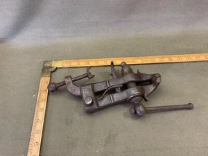 ANTIKER BANKSCHRAUBSTOCK - Bild 1 von 8