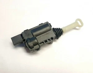 Front Sliding Door Control Actuator Motor For Peugeot 1007 - Picture 1 of 1