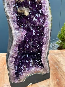 Amatista Drusa Amatista Geoda SUPER diversos cristales transparentes violetas - Imagen 1 de 4