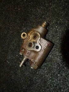 Kubota L175 Hydraulic Control Valve 34150-36400 - Bild 1 von 2