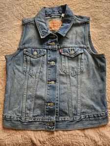 Levi's Gilet Unisex Senza Maniche Blu Camionista Denim Bottoni Frontali Tab Rossa, Large - Foto 1 di 10