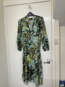 First Avenue Size 18 Tropical Print Dress With Belt - Picture 1 of 7