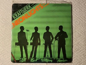 Kraftwerk – Neon Lights UK orig SEALED EMI Luminous vinyl 12" 1978 electro synth - Foto 1 di 3