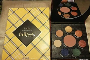 Paleta de 8 tonos Tarte FALL FEELS para ojos y mejillas ARCILLA AMAZÓNICA edición limitada NUEVA EN CAJA - Imagen 1 de 5