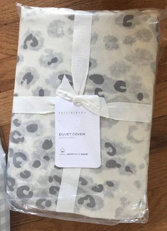Pottery Barn Snow Leopard Duvet Cover White Queen Animal Print No Shams🦩 - Image 1 of 1