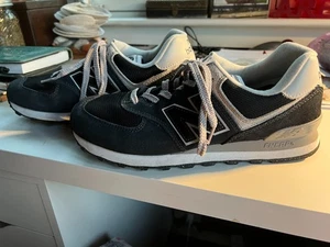 NEW BALANCE 574 Core Classic Sneaker Women's Size US 10.5 US Women' Black Grey - Picture 1 of 8