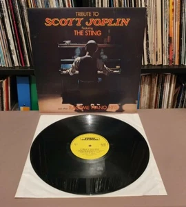 A TRIBUTE TO SCOTT JOPLIN FEATURING THE STING Vinyl L.P **1975 UK A/B** MER 396 - Foto 1 di 8