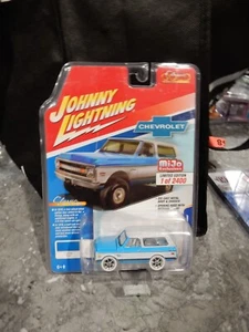 JOHNNY LIGHTNING 1970 CHEVROLET BLAZER CHASE PIECE 1.64 WHITE LIGHTNING - Picture 1 of 1