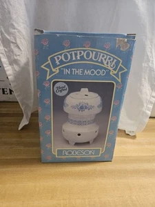 Vintage Robeson Electric "In the Mood" Potpourri Blue & White Ceramic Wax Melt - Picture 1 of 3