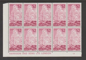 NEW ZEALAND 1967 $2 GEYSER PLATE BLOCK 1A OF 10 (VF/MNH) - Picture 1 of 2