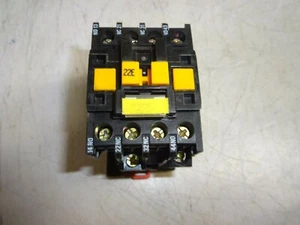 TELEMECANIQUE CA2-DN1229 A65 CONTACTOR - Picture 1 of 8