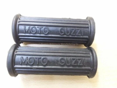 PAR DE APOIO PARA OS PÉS MOTO GUZZI FOOTPEG BORRACHA - Imagem 1 de 3