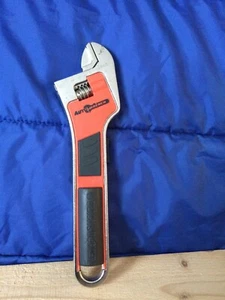 Black & Decker Auto Wrench 9 1/2" Automatic Adjustable Wrench (Tested) - Picture 1 of 3