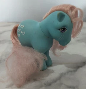 G1 My Little Pony BOWTIE COLLECTOR'S POSE HK Hasbro 1982 - Picture 1 of 11