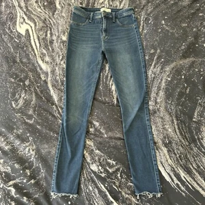 Abercrombie & Fitch High Rise The Jean Legging Women’s 27 (4) Raw Hem Blue - Picture 1 of 8