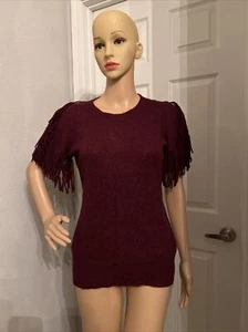 $1095 Burberry CASHMERE Silk Short Fringed Sleeve Sweater in Carmine Red M NWT - Picture 1 of 6