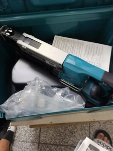 Makita DFR550Y1J 1 x 2,0 Ah - Akku Magazinschrauber 18 V - Bild 1 von 3