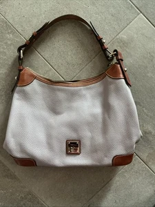 Cartera de Hombro Hobo Dooney & Bourke Gris Grano Guijarro Cuero Marrón Top Cremallera - Imagen 1 de 7