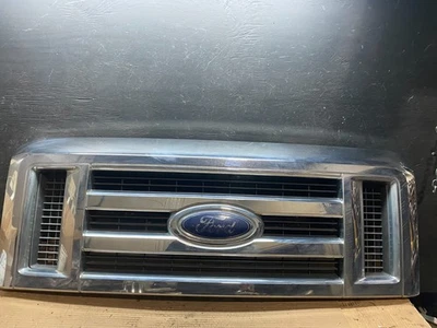Parrilla cromada superior delantera Ford Econoline E150 E250 2008-2014 OEM u8098 DG Foto 1 de 4