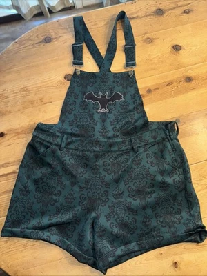Her Universe DISNEY HAUNTED MANSION Papel Pintado Verde SHORTALLS Pantalones Cortos Talla Grande 1 Foto 1 de 4
