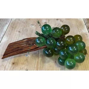 Grappolo d'uva vintage MCM plastica/verde lucite con ramo in ceramica - Foto 1 di 8