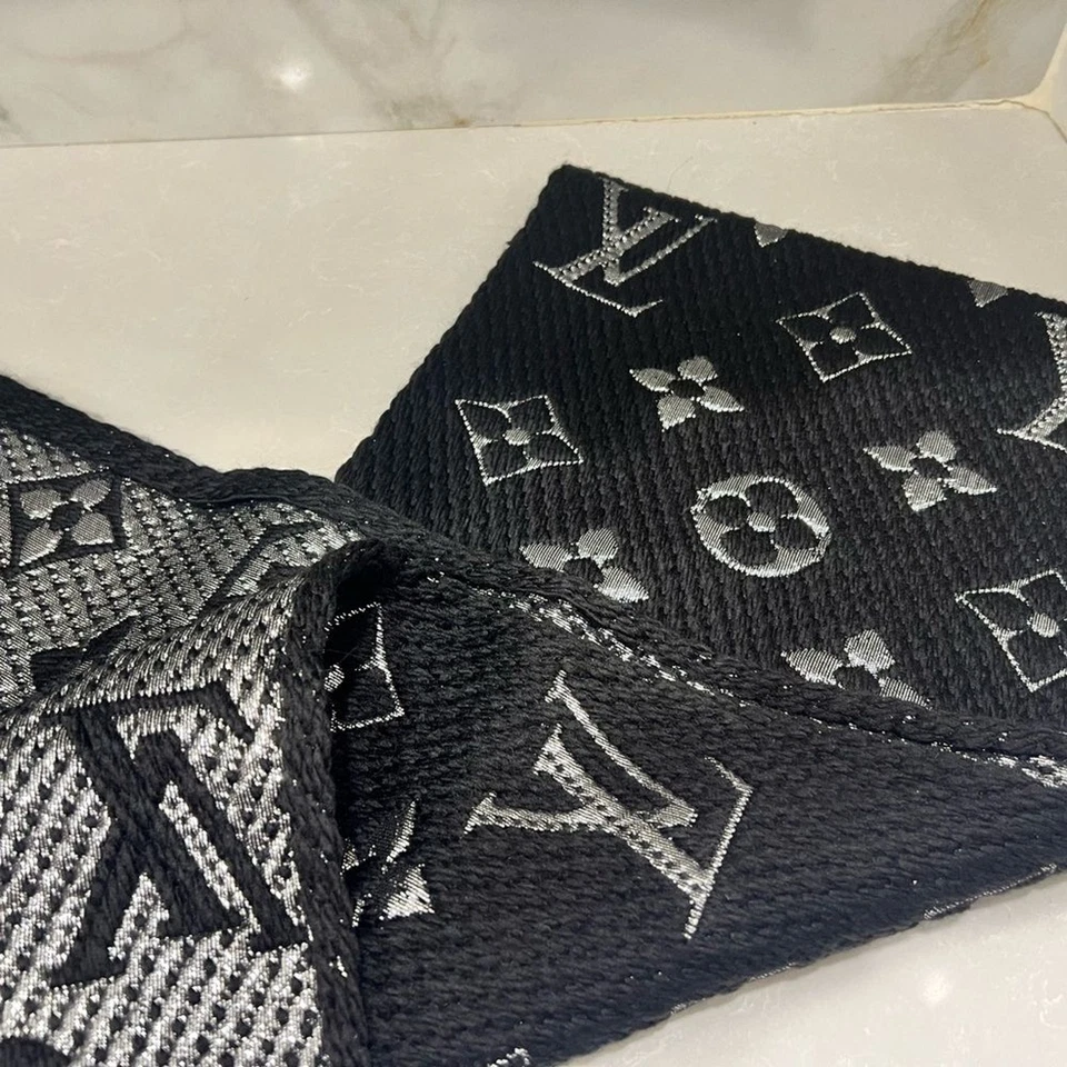 Auténtico bufanda de invierno LOUIS VUITTON logotipo manía monograma lana seda negro plata Foto 1 de 4
