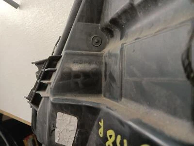 Conjunto de faros derechos usados se adapta a: Ford Explorer 2014 base halógeno sin policía p Foto 1 de 4