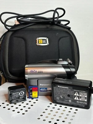 Panasonic VDR-D50P DVD Camcorder Video Camera Charger SD Card Battery Bundle Lot - Image 1 of 4