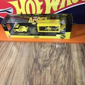 M2 MACHINES HAULER, 1964 FORD ECONOLINE TRUCK, 1988 FORD MUSTANG GT R52 21-29 - Picture 1 of 9