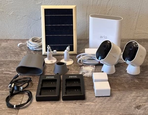 Arlo Pro3 Smart Home Security Kit VMC4040P w/ SmartHub VMB4540 Batts & Chargers - Picture 1 of 18