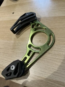 Dartmoor Trail One Chain guide ISCG 05 Green - Picture 1 of 10