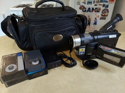 JVC GR-SXM240 Compact VHS Camcorder Black For Parts Not Tested - Image 1 of 4