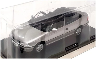 Altaya 1/24 Scale Diecast NP31 - 1995 Opel Astra F Cabrio Bertone - Silver - Image 1 of 4