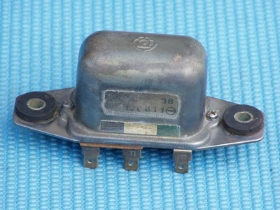 69-78 Honda CB750 K F & A CB550 K & F CB500 Regulador Foto 1 de 3