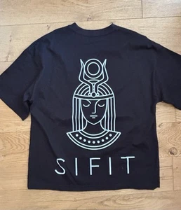 Sifit Collection Oversize T Shirt Black With Back Design Oversize Small New - Picture 1 of 4