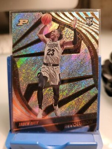2022 Panini Chronicles Revolution Draft Picks Basketball Jaden Ivey Rookie Card