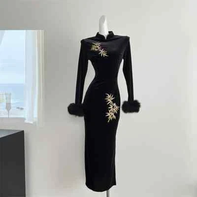 Women Velvet Dress Faux fur Sleeve Bamboo Embroidered dress Evening dress - Image 1 of 4