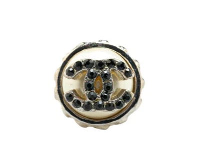 Chanel Broche Ramillete CC Línea Negra Piedra Plateado 12.7x12.7mm Usado Foto 1 de 3