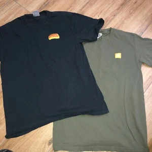 Lot Of 2…Unisex New Comfort Colors Tshirts, Size S/M Green & black - Picture 1 of 10