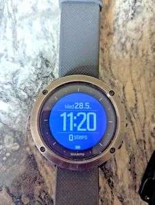Suunto Traverse Bluetooth GPS Hiking Smartwatch - Picture 1 of 5