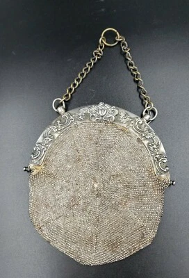 ANTIGUO MONEDERO PLATA ART NOUVEAU REPUJADO CARA CUERO CON CUENTAS NOCHE DAMAS 20 Foto 1 de 4