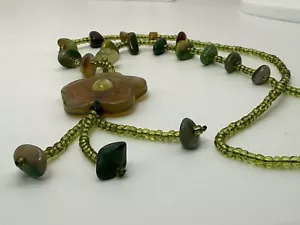 Vintage Necklace large green agate gemstone flower power necklace 45cm drop - Picture 1 of 9