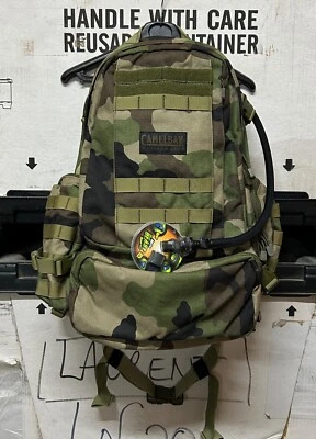 ORIGINAL FRANZÖSISCHE ARMEE CAMELBAK BFM 1000D CCE CAMOUFLAGE MIT 3L BLASE NEU!!!!!!! - Bild 1 von 4