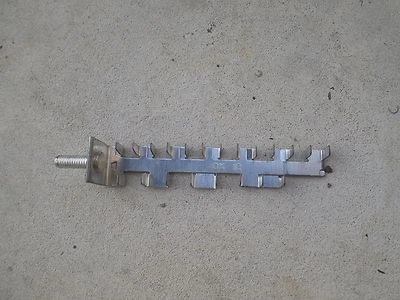 NOS 1991 1992 1993 LINCOLN TOWN CAR FUSE HOLDER F1VY-14417-A - Image 1 of 2