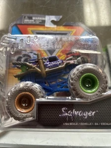 Monster Jam Truck SALVAGER 1:64 Series 37 RARE 2024 Wreckless Trucks - Picture 1 of 5