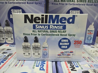 Enjuague sinusal NeilMed - Botellas de 2x8 fl oz y spray salino Nasamist 75 ml - 250 paquetes Foto 1 de 4